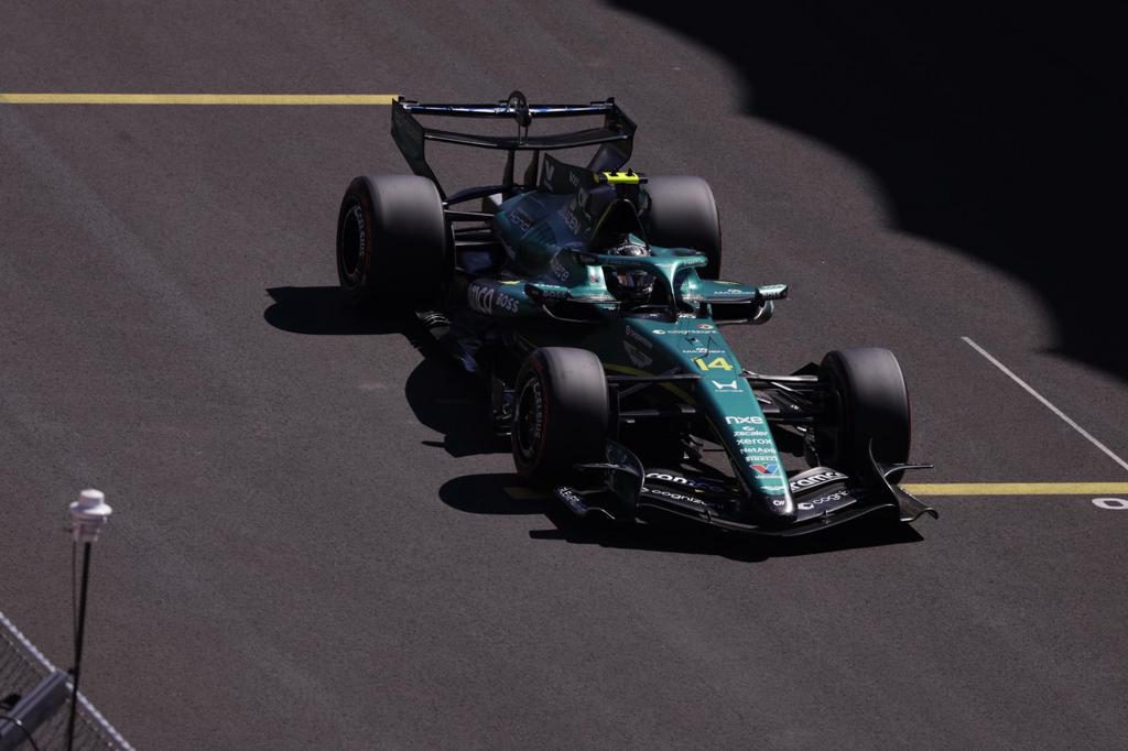 Carlos Sainz, Fernando Alonso y ‘Checo’ Pérez, eliminados en la Q1