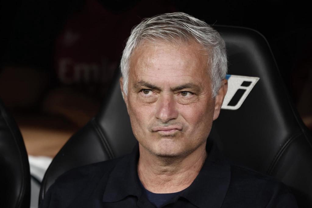 Mourinho: «Yo sabía que el equipo no tenía fuerza para continuar en el segundo tiempo»