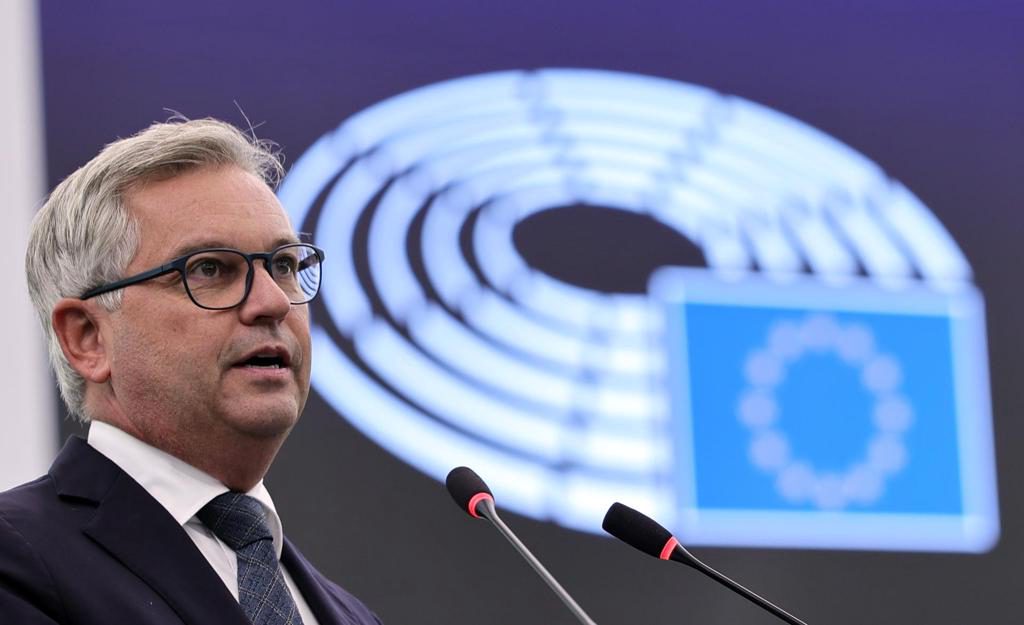 Bruselas pide una solución «de urgencia» en Ceuta: «Deben regresar rápidamente a Marruecos»