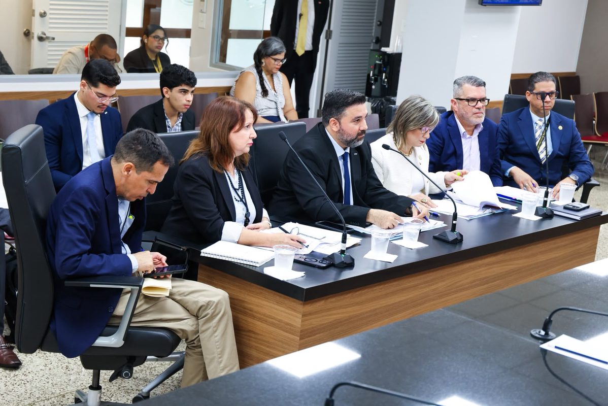 Hacienda advierte que eliminar la “crudita” no garantiza baja de 36.9 centavos por galón