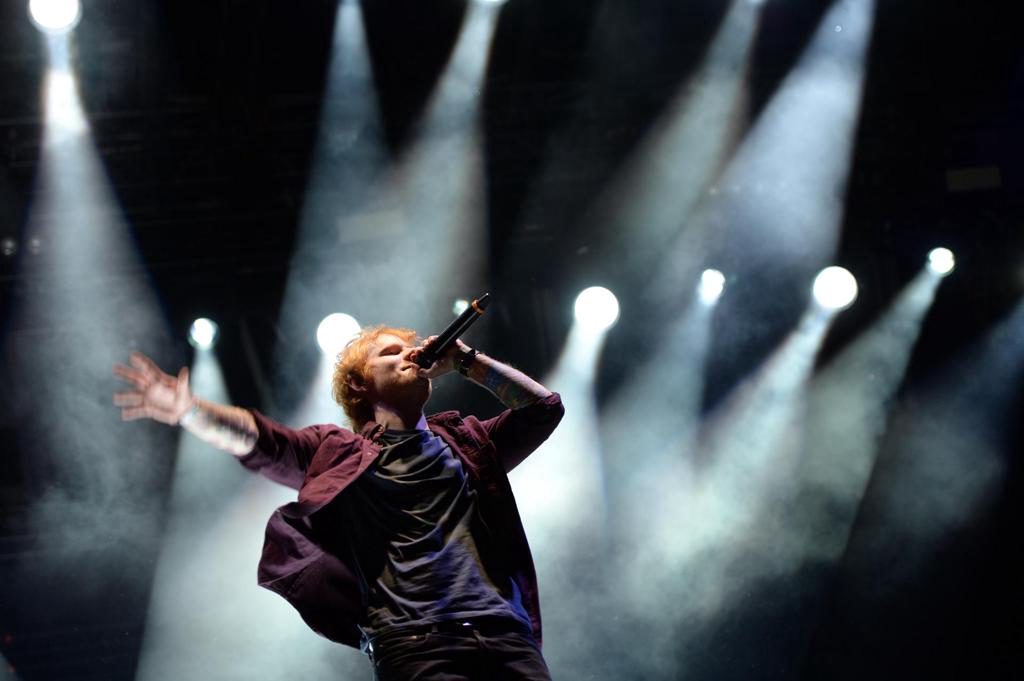 La polémica por la exclusión de Macklemore enturbia la gira de Ed Sheeran