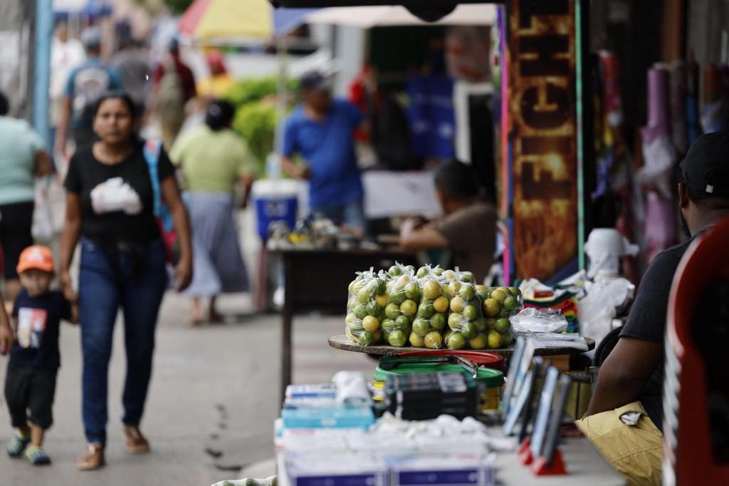 Jóvenes en Panamá encuentran una oportunidad en plena crisis de empleo