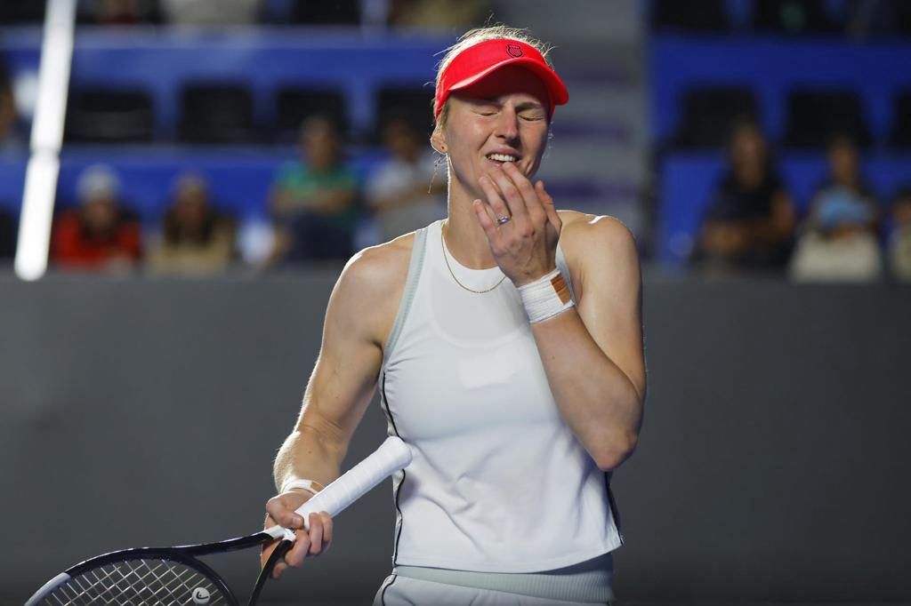 Marta Kostyuk e Iva Jovic avanzan a cuartos de final del Abierto de Guadalajara