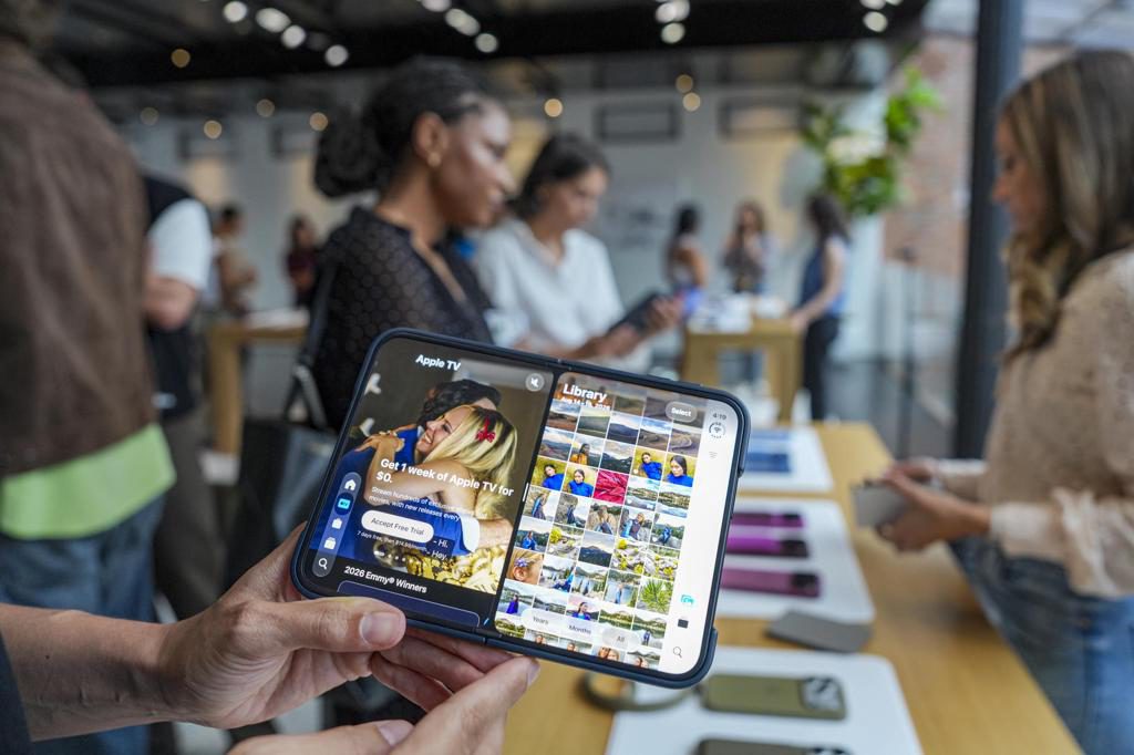 iPhone Duo, un híbrido de 2.000 dólares entre teléfono e iPad volcado en la productividad