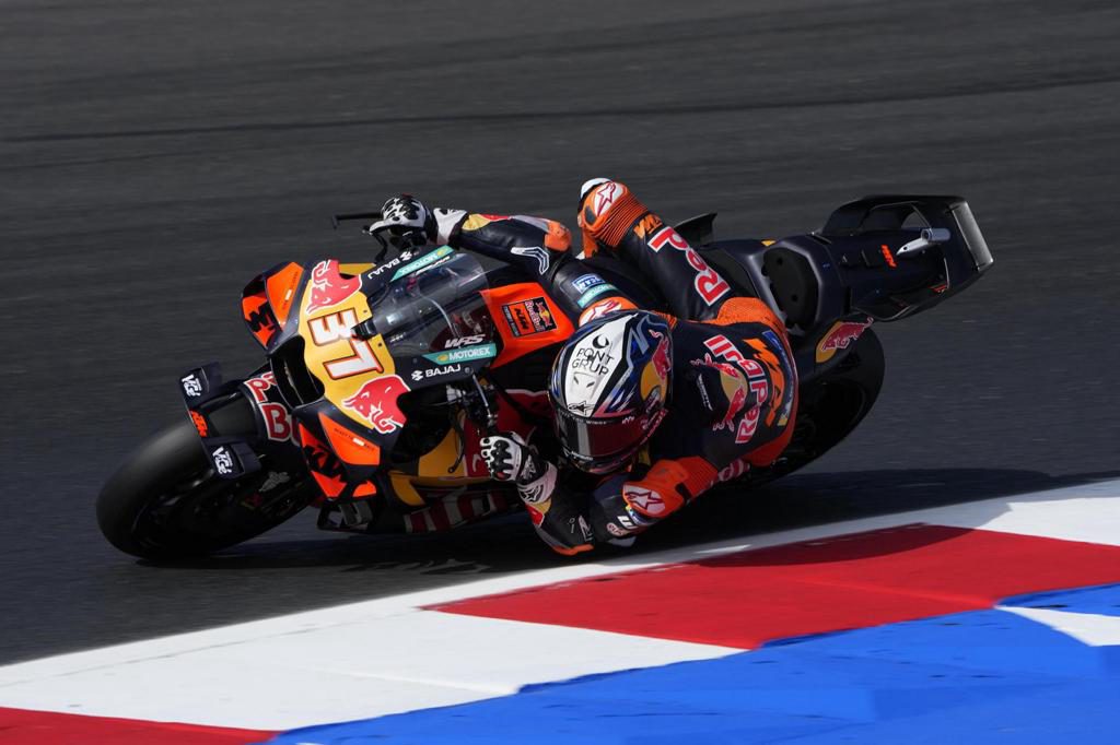 Pedro Acosta enseña las ‘cartas’ de KTM en Spielberg