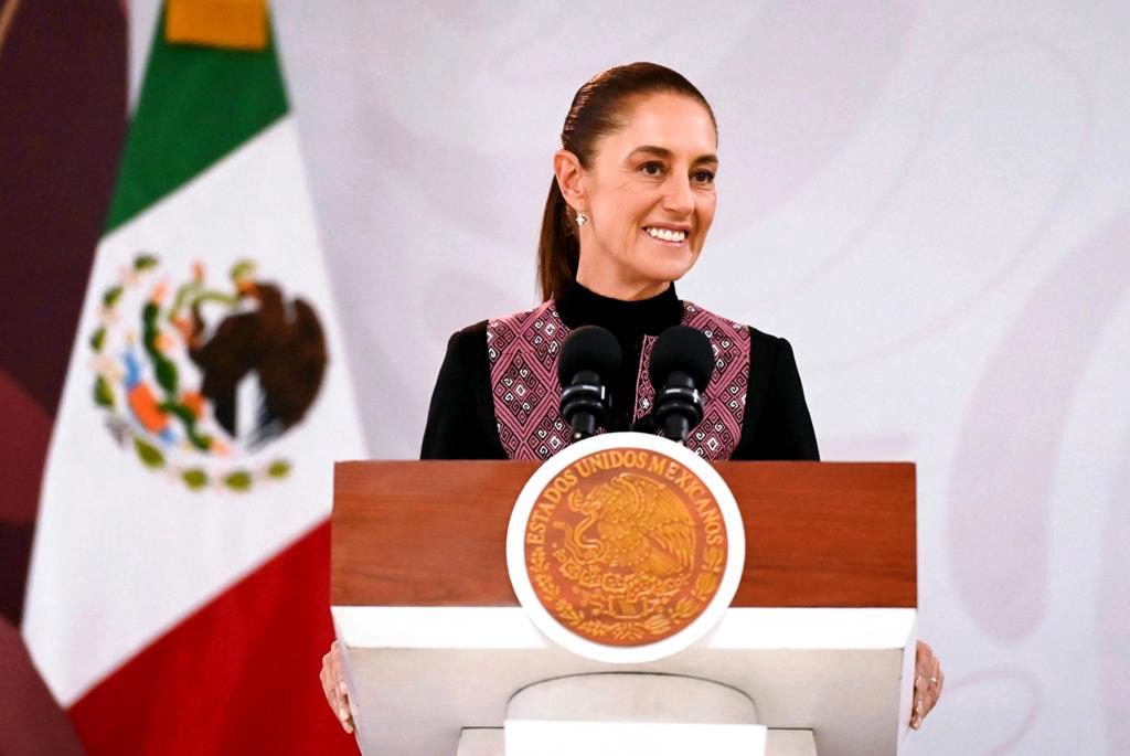 Sheinbaum dice que avanza «bien» el acuerdo comercial con EE.UU. tras llamada con Trump