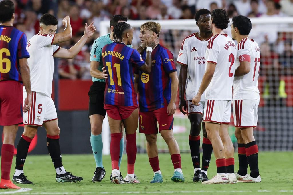 Fermín, feliz por el pleno de triunfos: «Le damos balones a Raphinha y él los mete»
