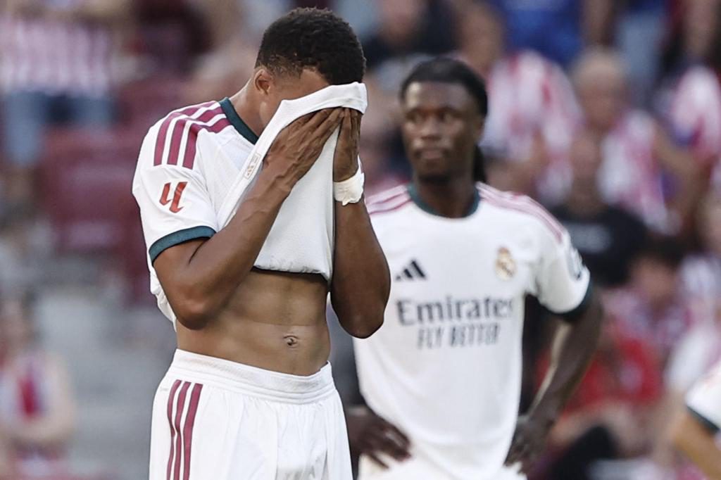 Raphinha incendia la Liga y el derbi quema al Real Madrid