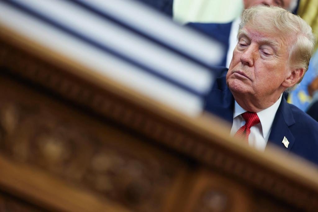 Trump publica una foto con el título «Su hemisferio» que alude al acuerdo con Groenlandia