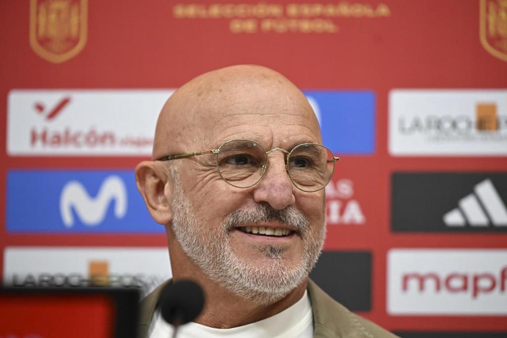 La junta directiva de la RFEF renueva a Luis de la Fuente hasta 2032