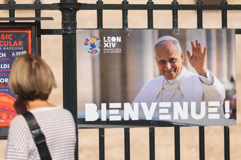 La visita del papa transforma París en una ciudad blindada