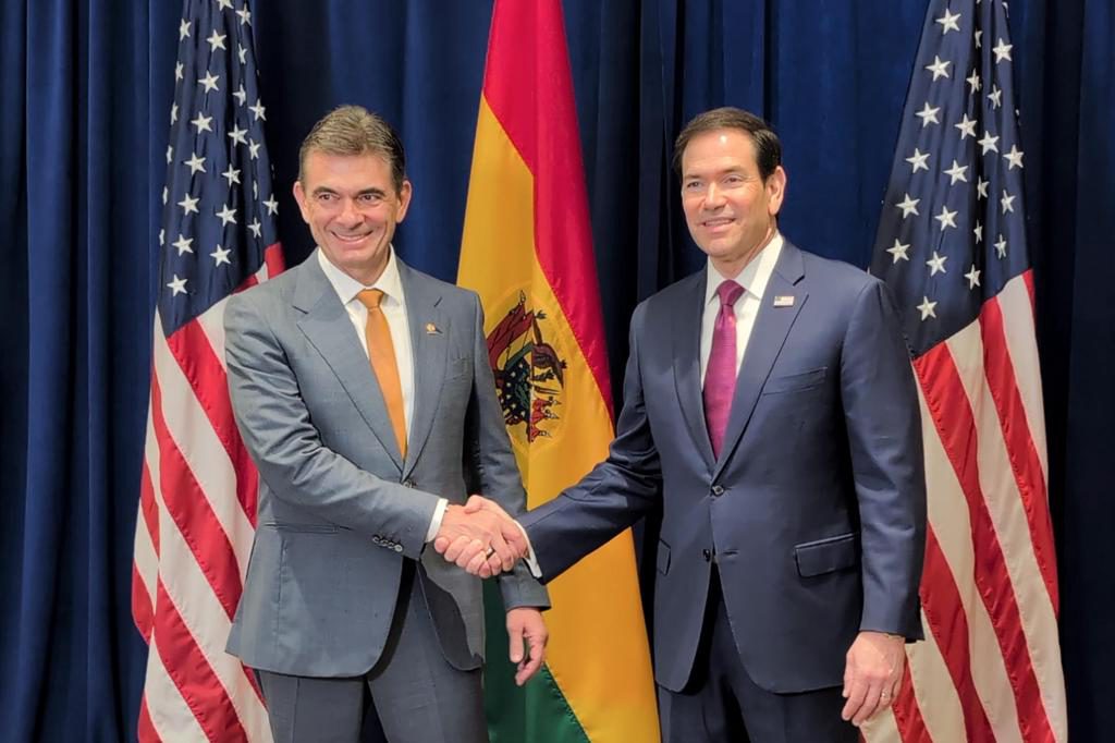 Marco Rubio se reúne con Rodrigo Paz para respaldar el acuerdo de Bolivia con el FMI