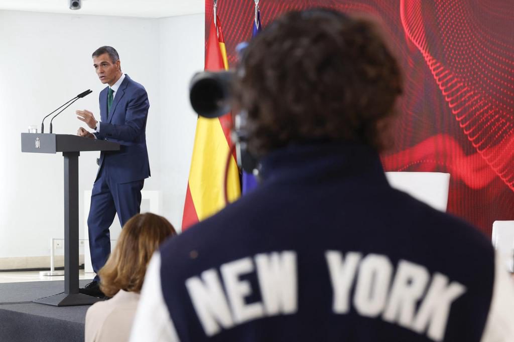 Líderes de veintidós países e instituciones piden que la IA sea supervisada por humanos
