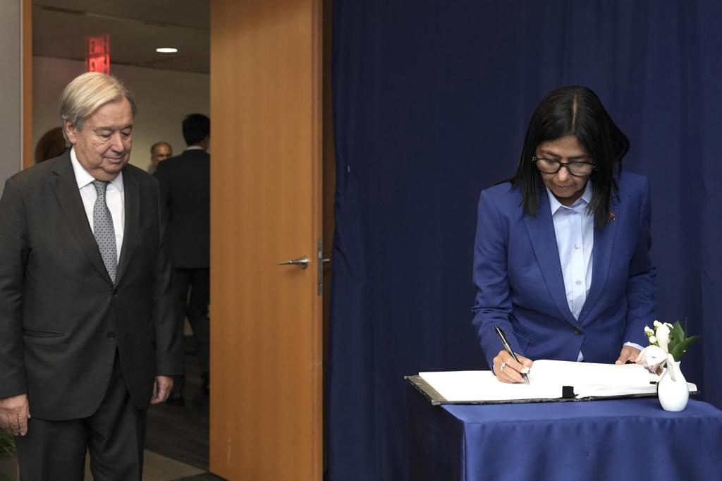 Guterres recibe a Delcy Rodríguez antes de su reunión con Trump y de intervenir en la ONU