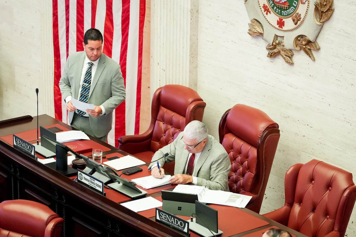 Senado aprueba reducir de 21 a 18 años la mayoría de edad en Puerto Rico