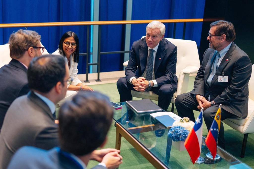 Kast dice que respalda la reconstrucción de Venezuela tras reunión con Delcy Rodríguez