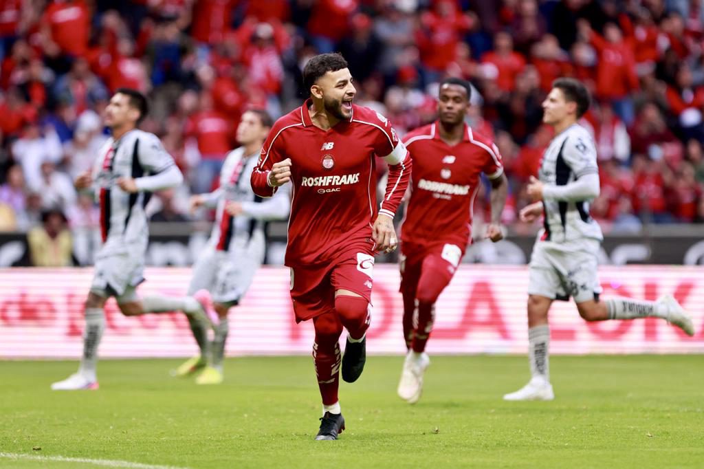 El líder Toluca busca mantener su jerarquía ante el campeón Cruz Azul