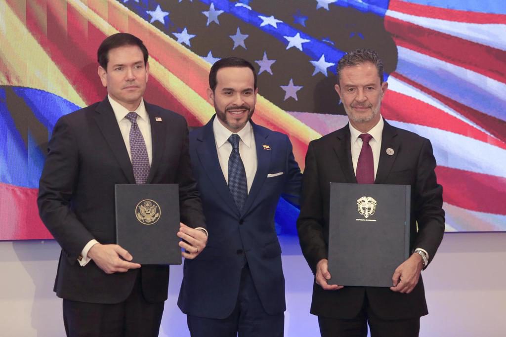 El Gobierno de Colombia rompe relaciones diplomáticas con la República Islámica de Irán
