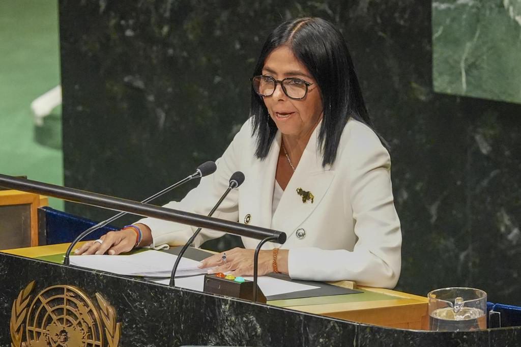 Delcy Rodríguez ordena el desbloqueo de otro grupo de portales web en atención al diálogo