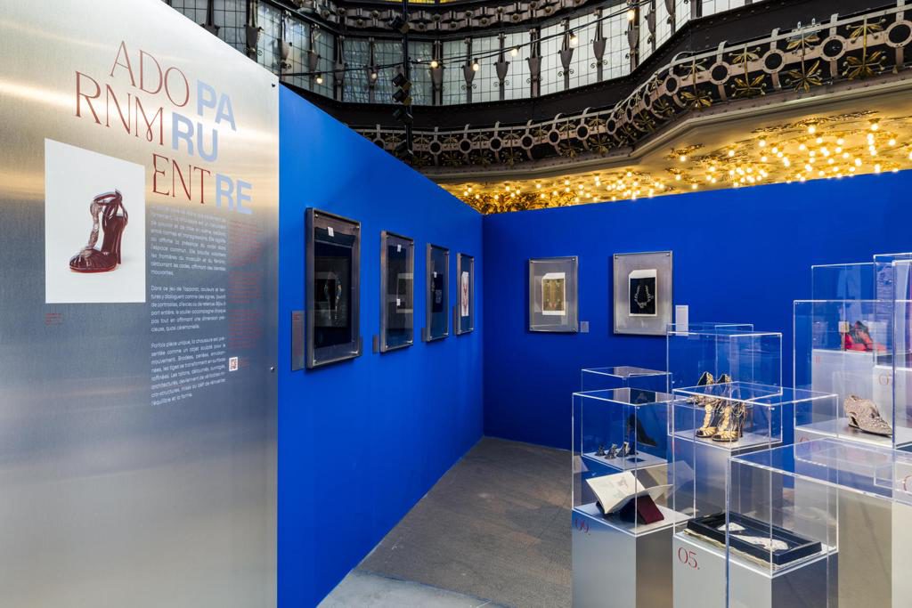 La moda no solo desfila en París, sino que también se muestra en sus museos
