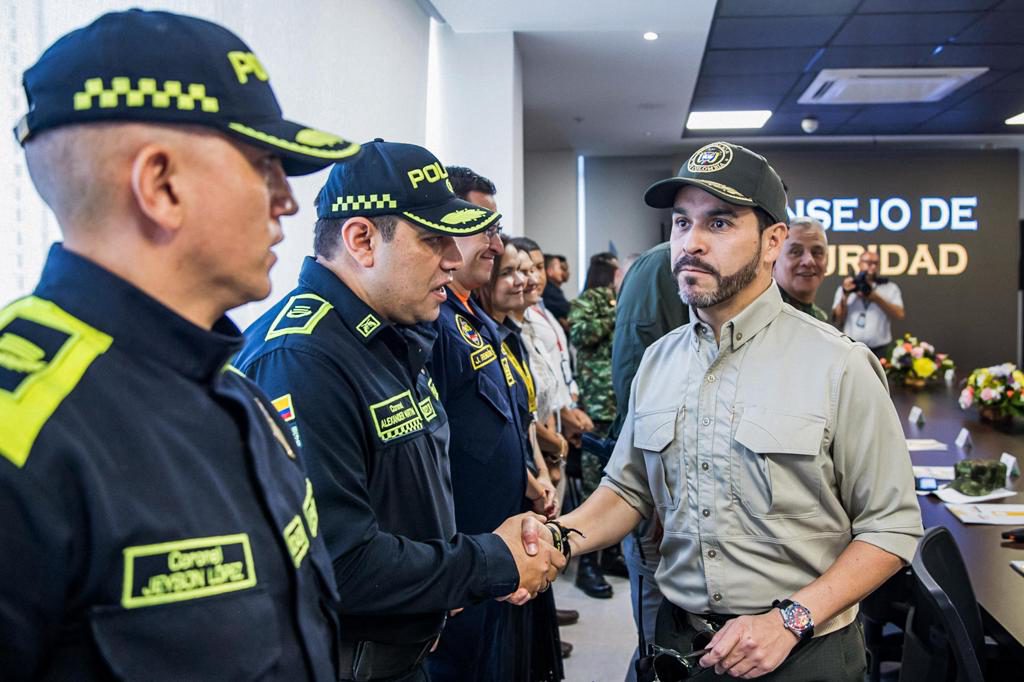 Efectismo mediático y ostentación de resultados: la seguridad en la era De la Espriella