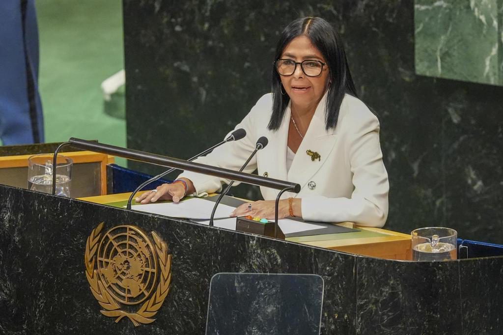 Delcy Rodríguez pide al Parlamento reformar la criticada ley contra el odio de Venezuela