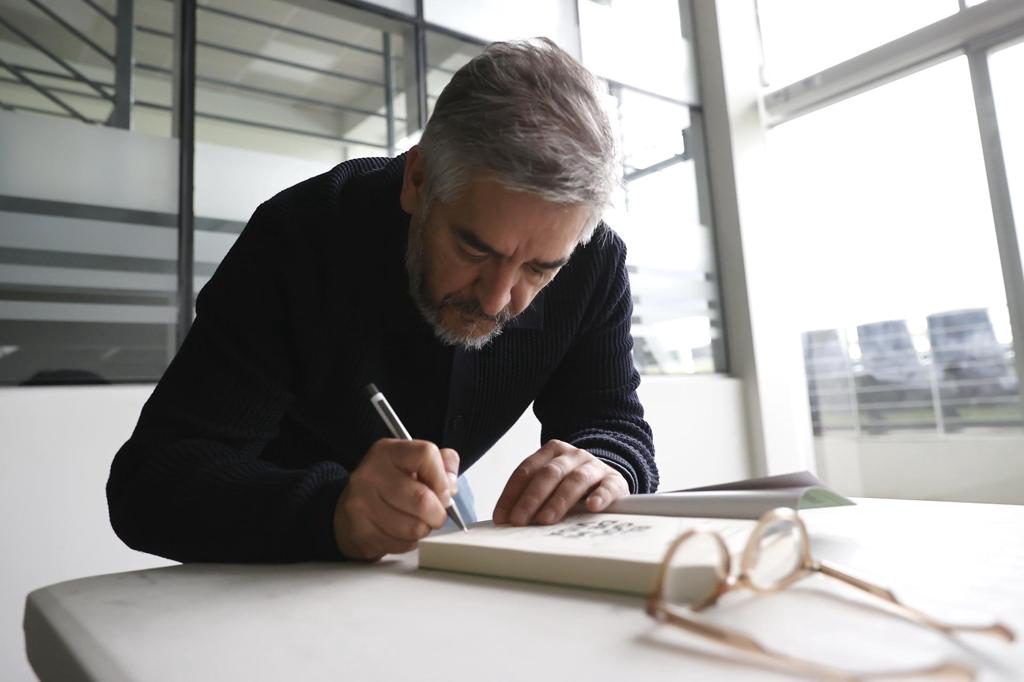 ‘El gol de mi vida’, más de 100 historias y dibujos de leyendas del fútbol mundial