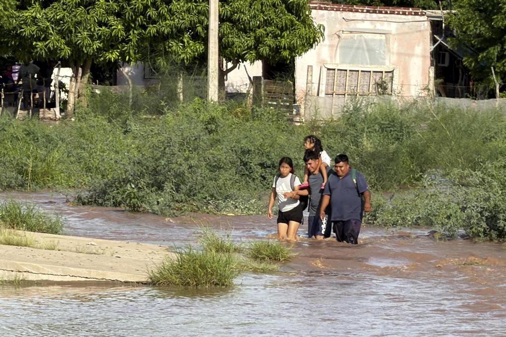 Polo se degrada a baja presión remanente sobre el estado mexicano de Chihuahua