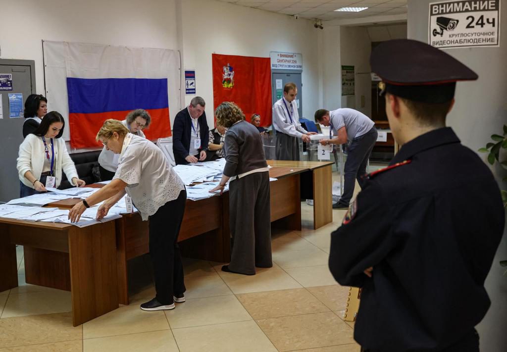 Mayoría electoral del Kremlin, el mayor crimen masivo en la historia rusa, según experto