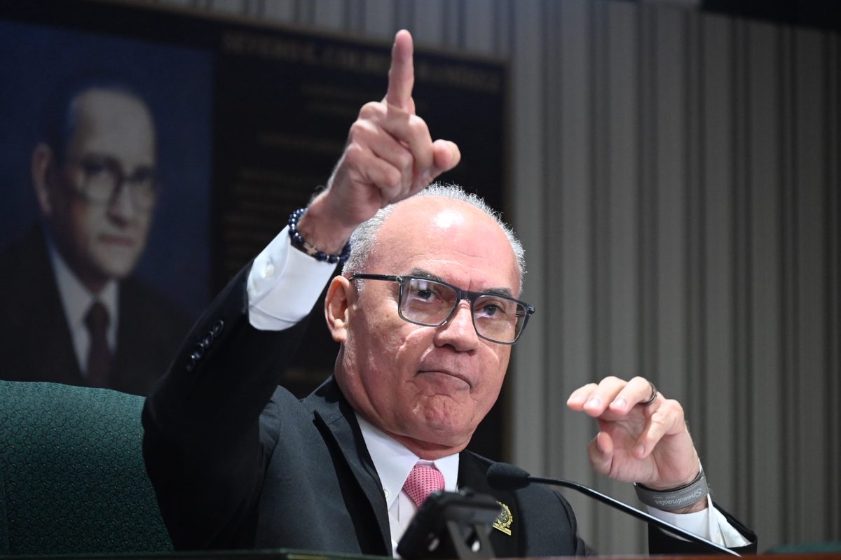Víctor Parés confirma que Josué Colón no renunció al privilegio abogado-cliente