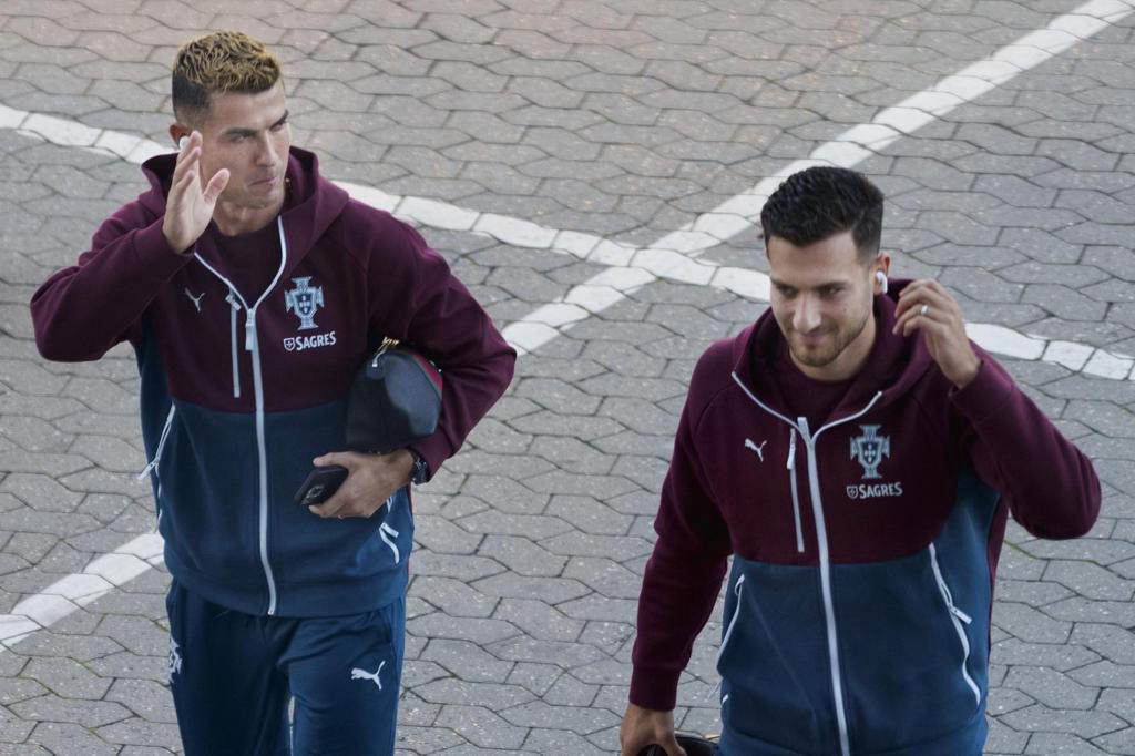 Retirada de Cristiano se aproxima, según los portugueses, que esperan más explicaciones