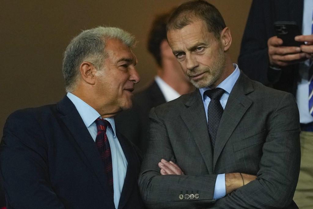 El Barça niega que la UEFA le haya abierto un nuevo expediente por el caso Negreira