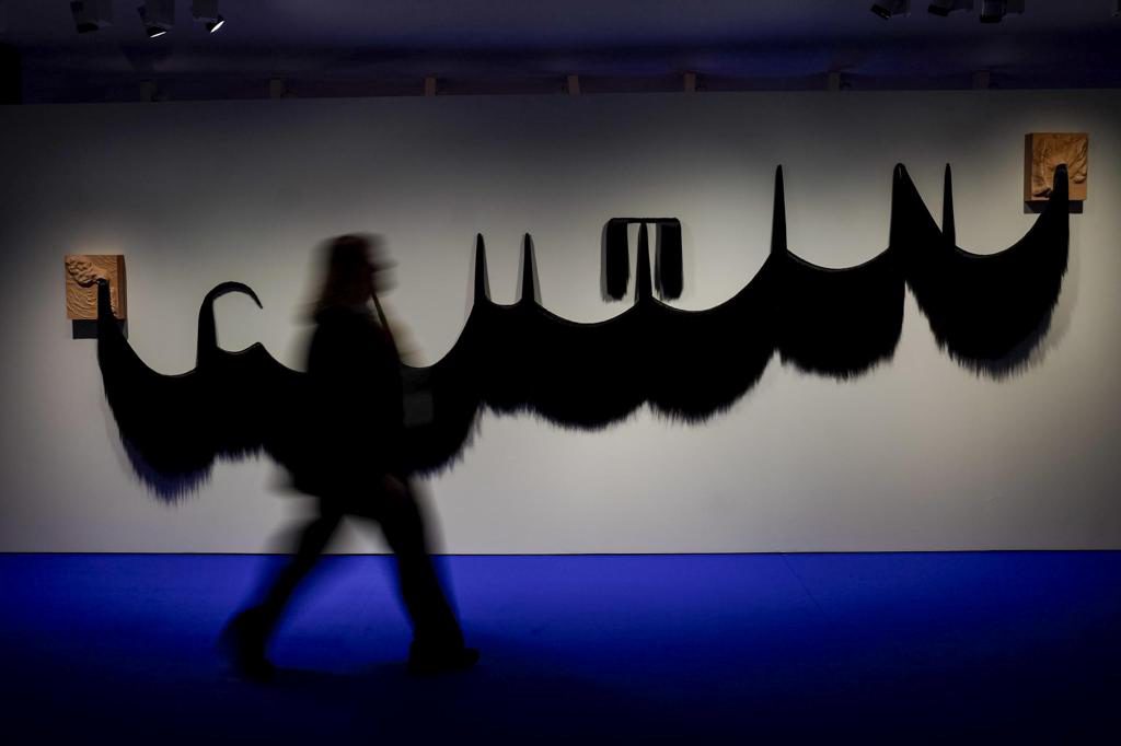 Seba Calfuqueo, chilena, mapuche y trans, llega al Thyssen con un homenaje a su pueblo