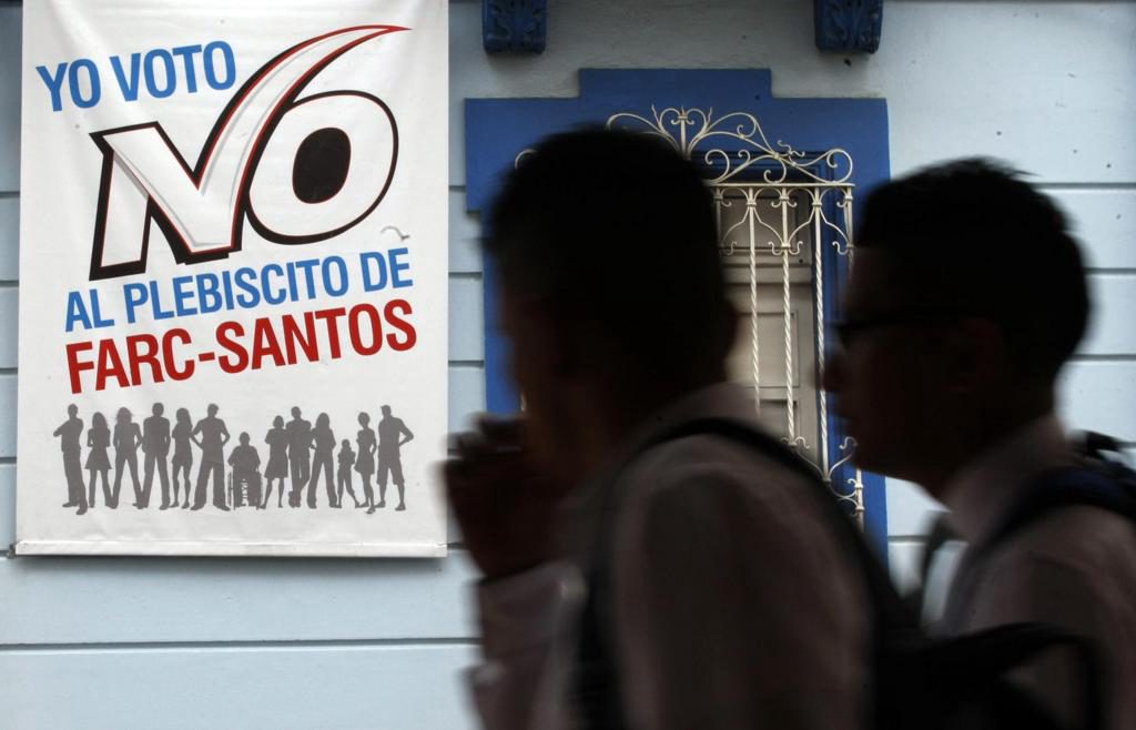 El plebiscito cumple 10 años en Colombia, un país que aún sigue polarizado por la paz