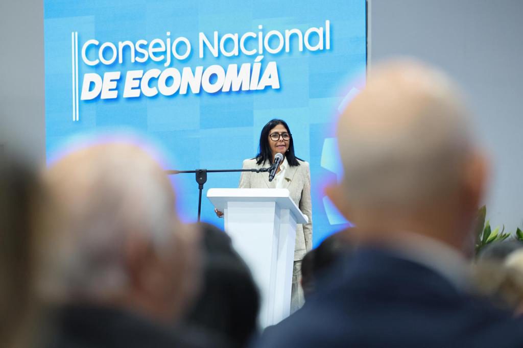 Delcy Rodríguez dice que Venezuela ya puede acceder a repuestos para el sistema eléctrico