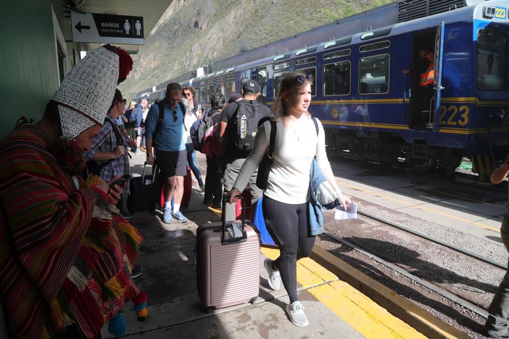 Suspendidos en Perú los trenes a Machu Picchu por un incidente entre dos convoyes