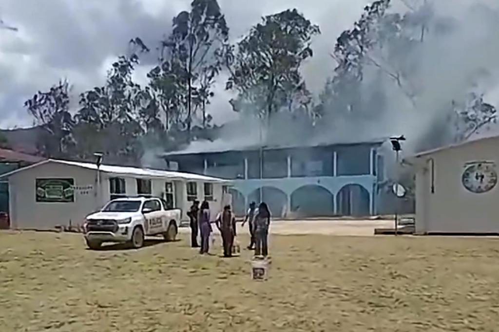 Un explosivo causó incendio en centro de votación durante las elecciones locales de Perú