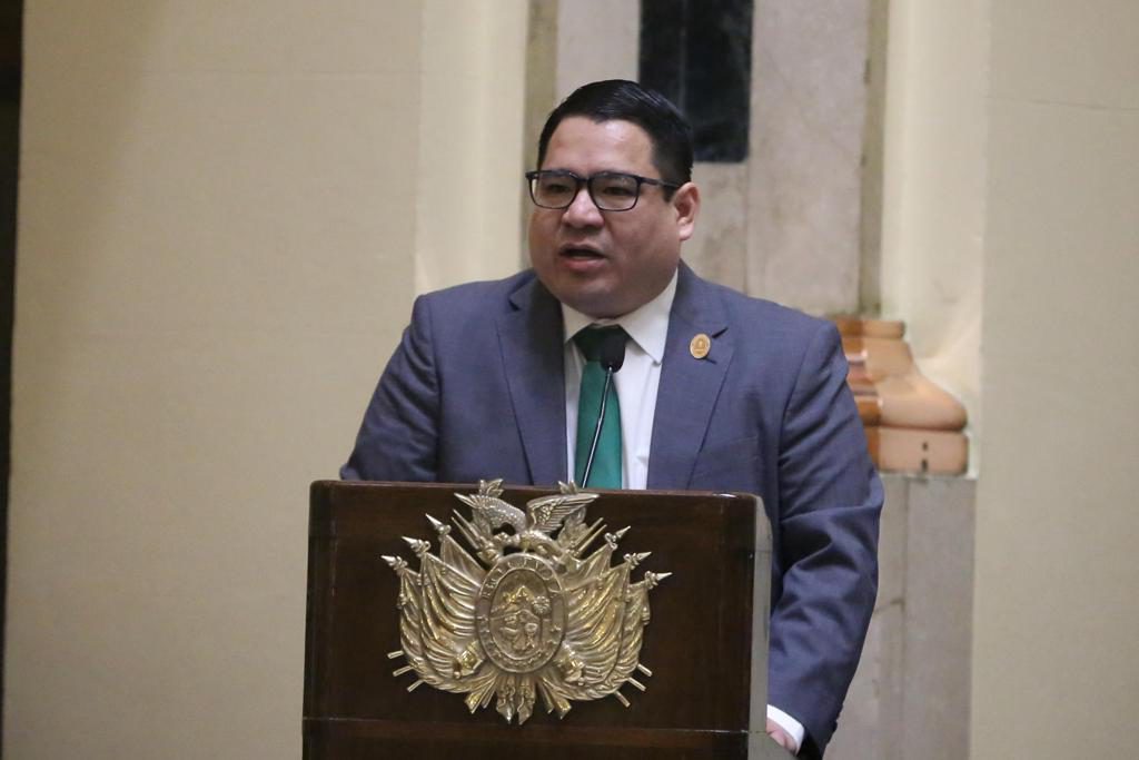 Dictan segunda prisión preventiva al exfiscal de Bolivia por supuestas ganancias ilícitas