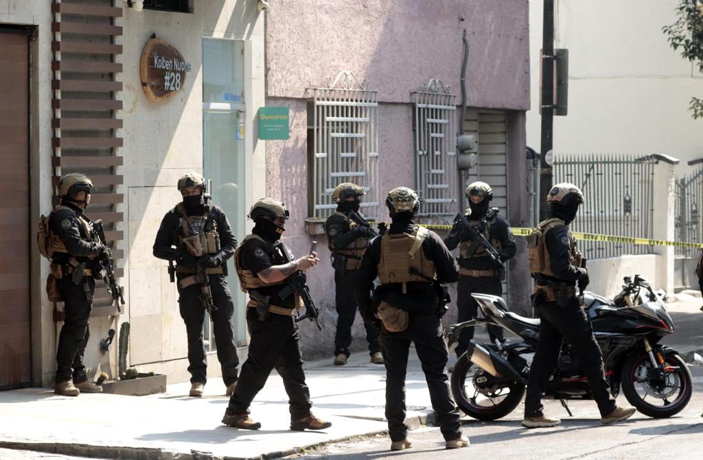 Detienen a siete integrantes de un grupo delictivo tras allanamientos en Ciudad de México