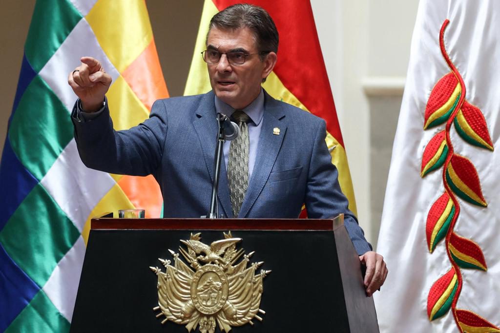 Paz afirma que es «momento» de iniciar la transformación del sistema judicial en Bolivia