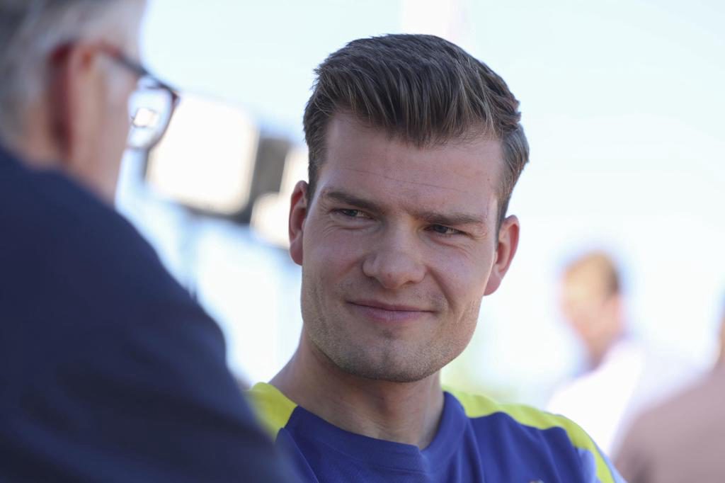 Sorloth ultima su recuperación; Grimaldo trabaja al margen sobre el césped