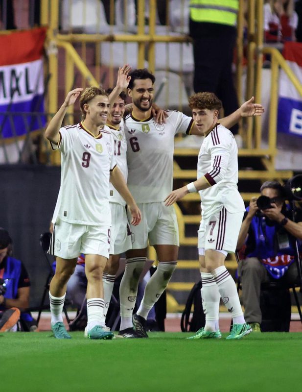 1-2. Merino firma la remontada de España y el pase a cuartos en la Liga de Naciones