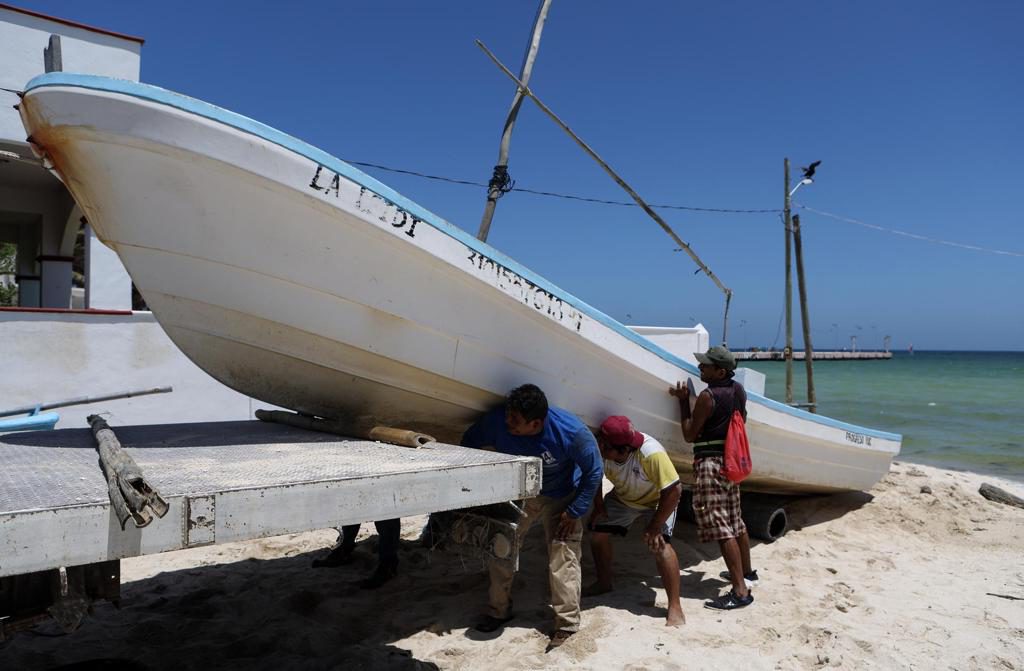 Secretaría de Marina cierra 12 puertos en el golfo de México por la tormenta Isaías
