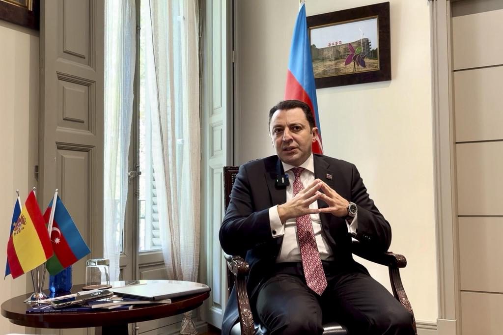 Azerbaiyán firmará la paz cuando Armenia deje de reclamar territorios, según viceministro