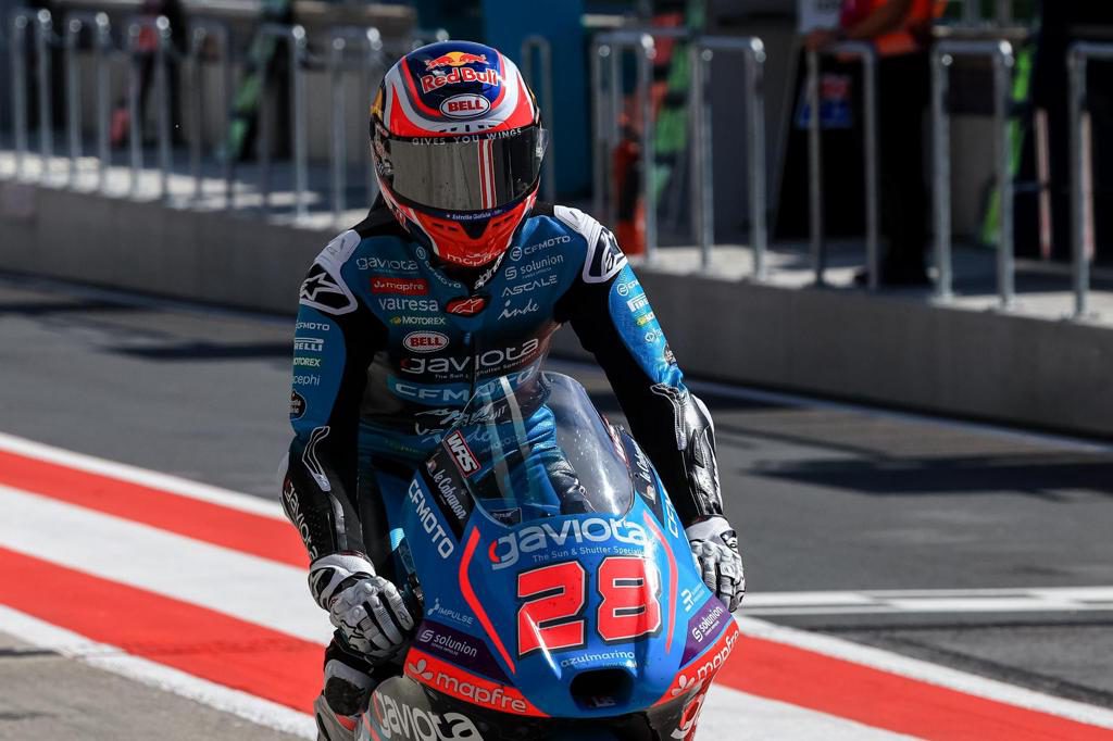 Máximo Quiles, tranquilo y positivo pese a su caída en la clasificación de Moto3