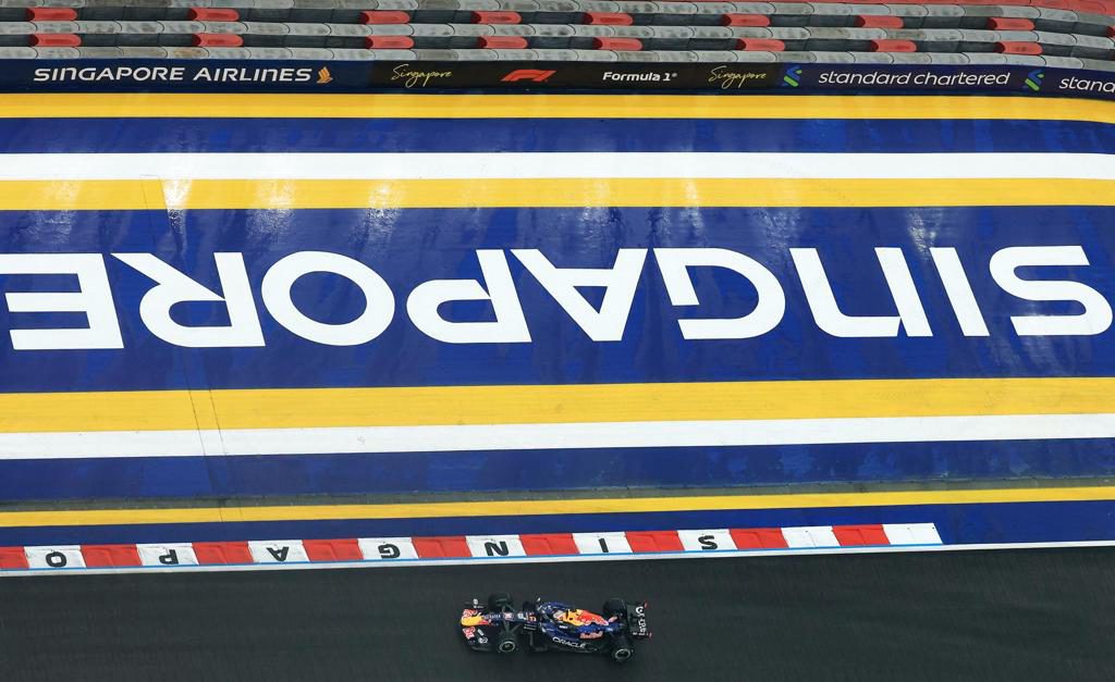 Verstappen gana el esprint de Marina Bay y Antonelli acaba cuarto