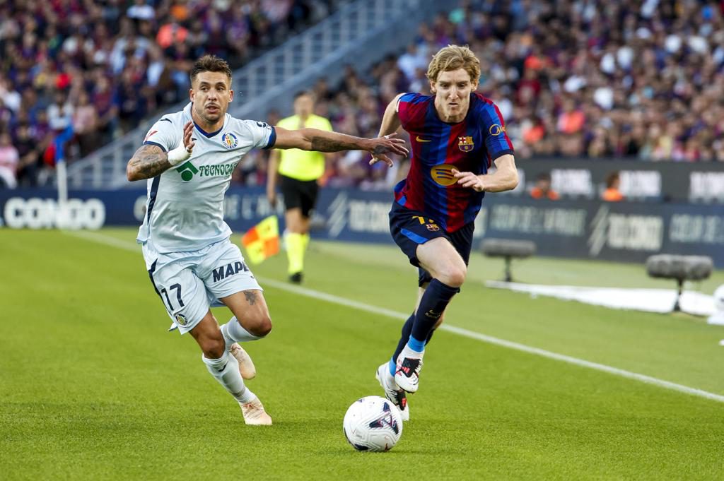 Gordon, tras marcar su primer gol con el Barcelona: «Viene bien para mi confianza»