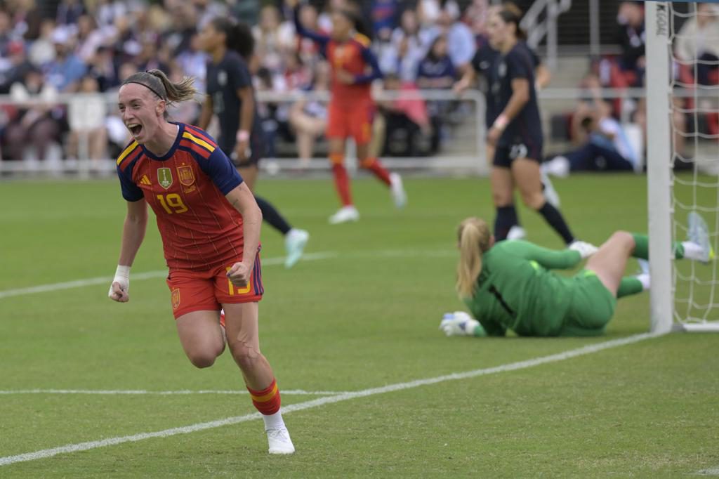 0-2. Un muy buen arranque y una excelente Nanclares dan la victoria a España