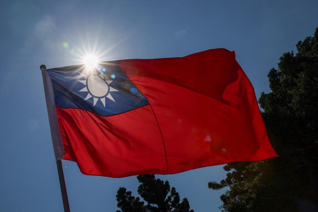 Taiwán «vigila de cerca» una serie de ejercicios militares frente a las costas de China