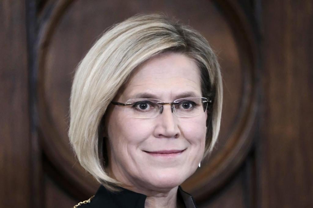 Madise asume la Presidencia de Estonia y apela a la participación ciudadana